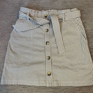 Abercrombie and fitch high waist skirt